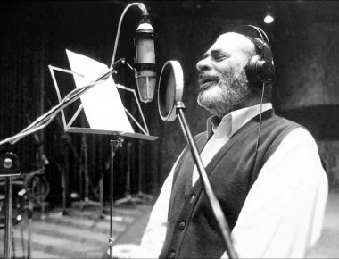 Η άγνωστη ιστορία του Στέλιου Καζαντζίδη: Το χτύπημα στα γεννητικά όργανα που του στέρησε την χαρά να γίνει πατέρας